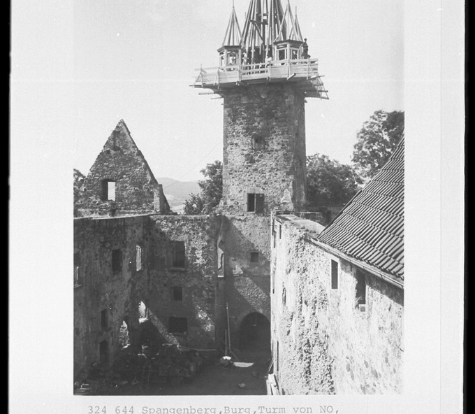 Schloss Spangenberg Turmsanierung 1956