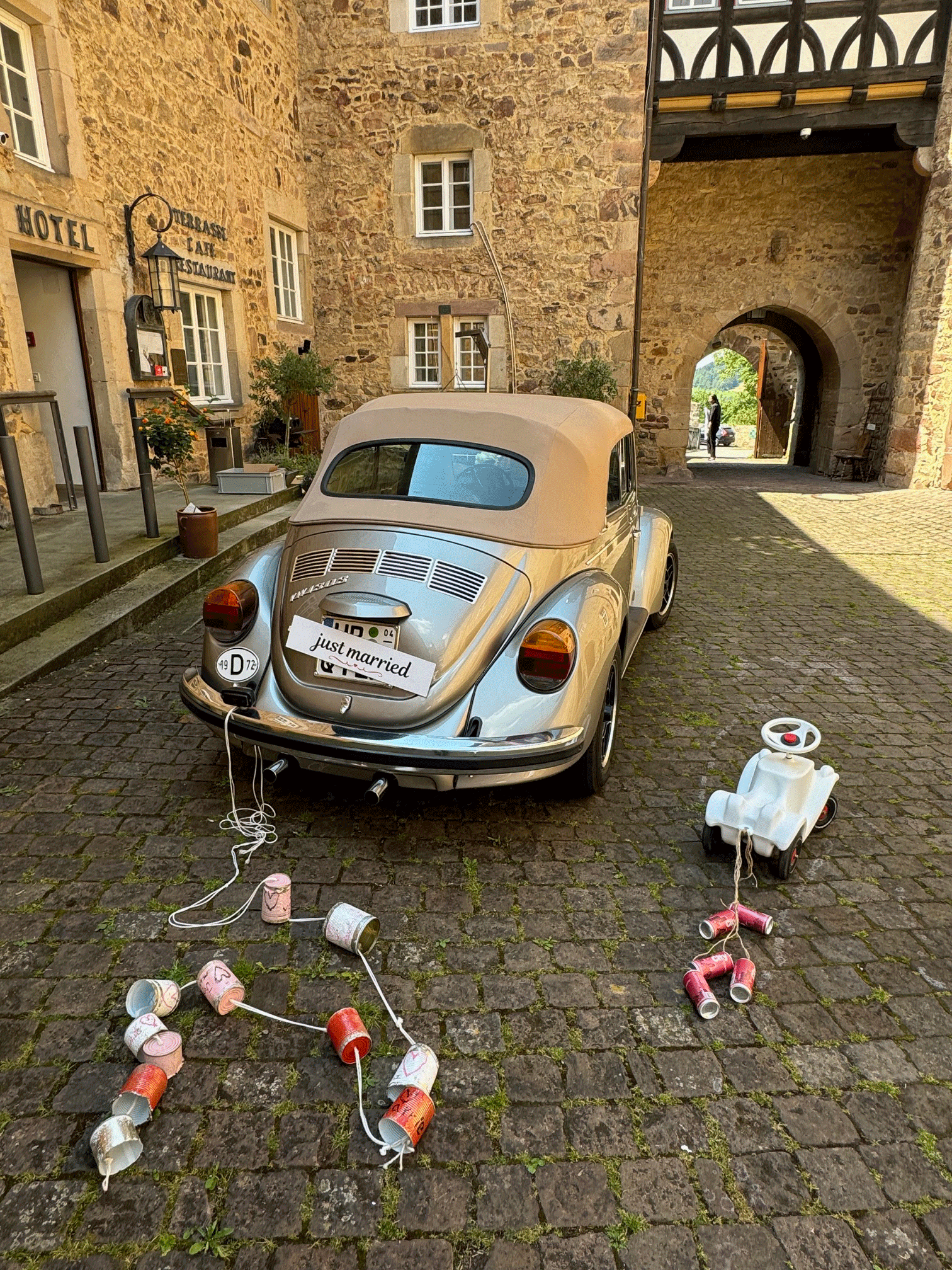Schloss-Spangenberg-WV-Käfer-1303-Cabrio